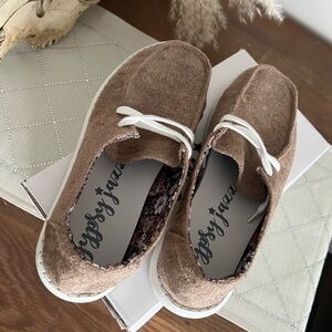 Hey Dude Women's Tan Suede Shoes